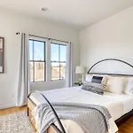 Stay Portland Collection - Outstanding N Tabor Townhouse Compound Sleeps 16
