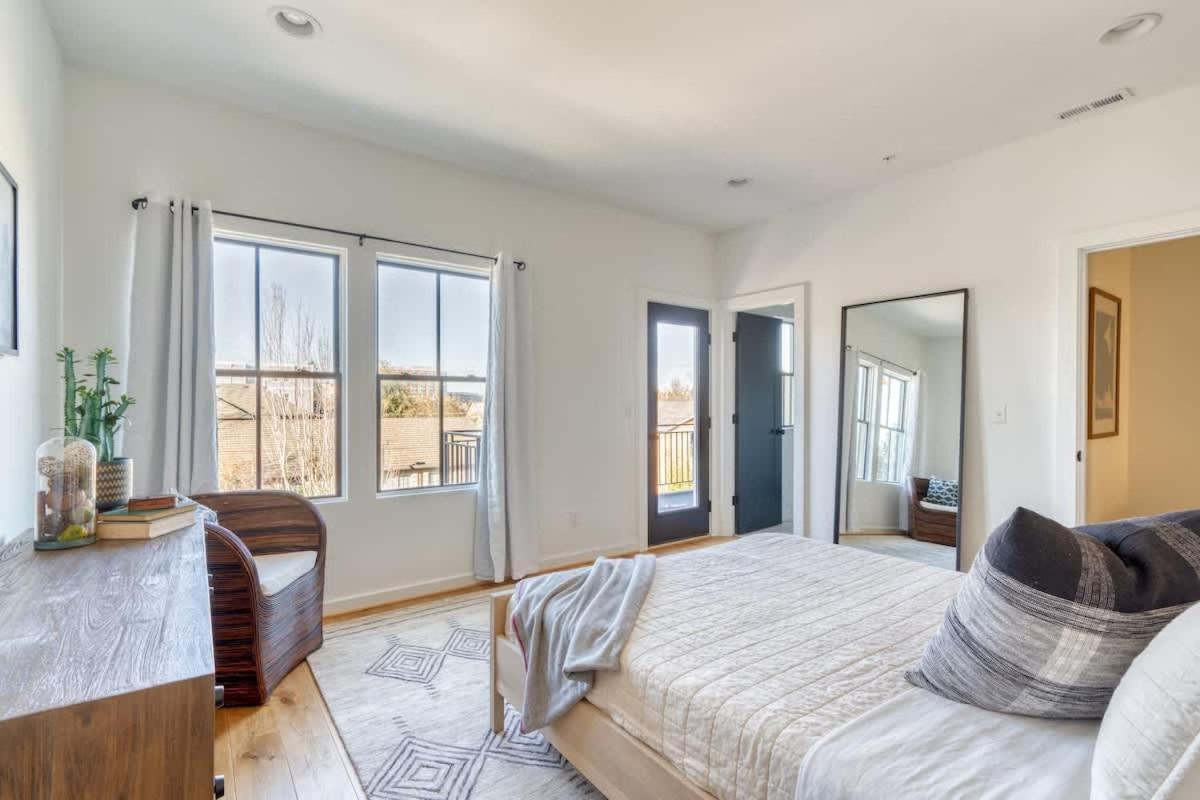 Collection - Outstanding N Tabor Townhouse Compound Sleeps 16 Holiday home Portland