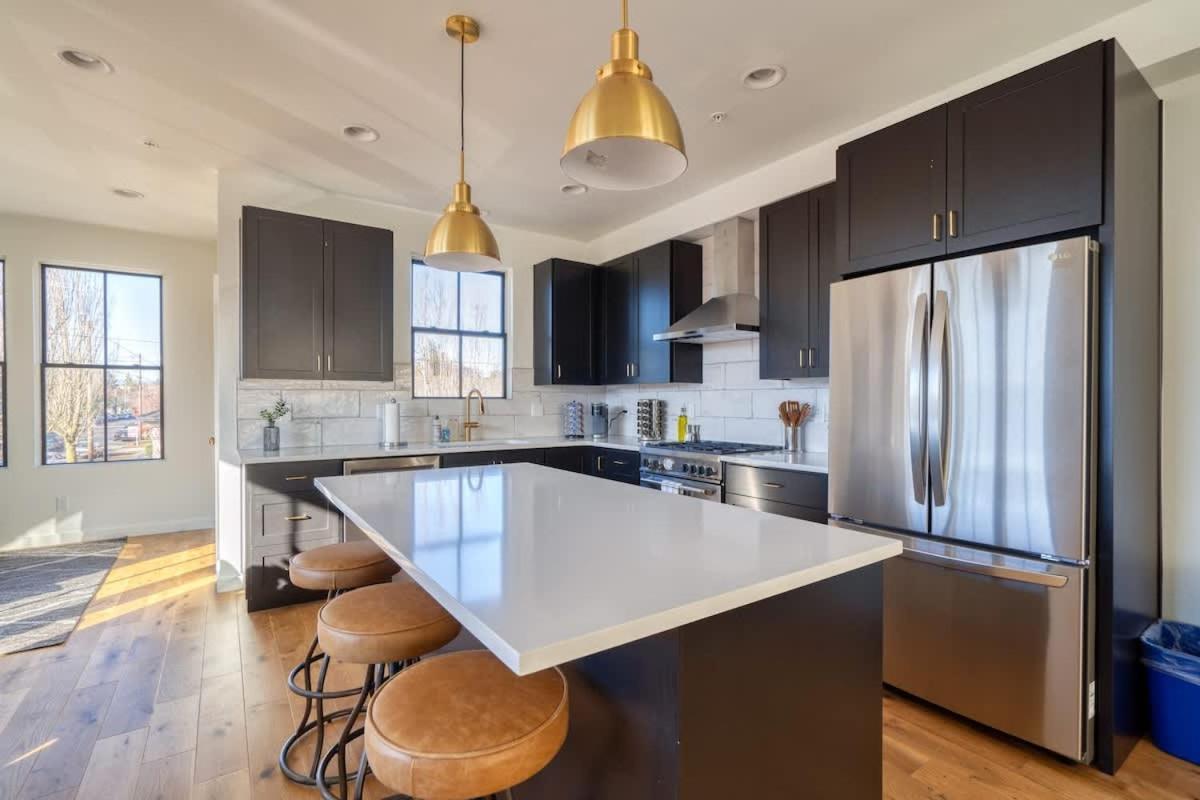 Collection - Outstanding N Tabor Townhouse Compound Sleeps 16 *